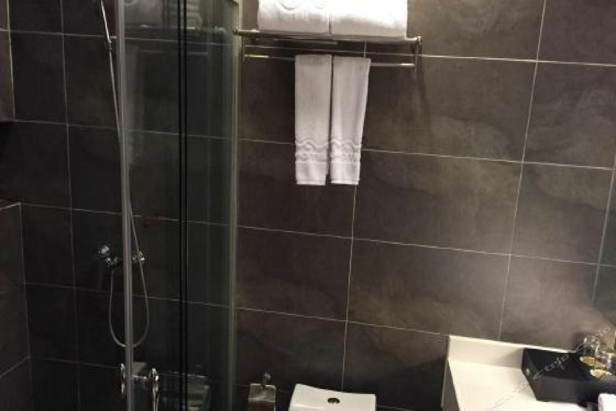 J-Hotel Kuangcsou Kültér fotó