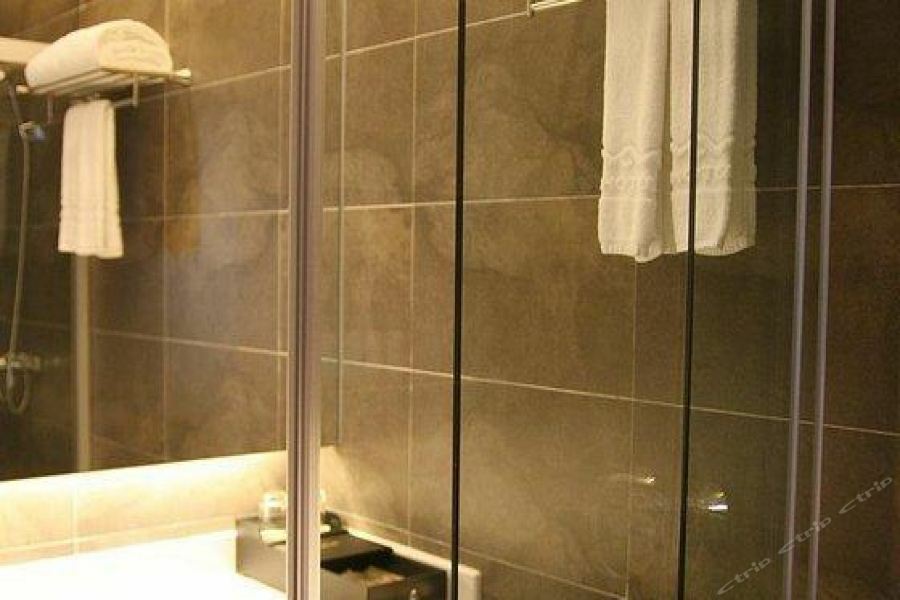 J-Hotel Kuangcsou Kültér fotó